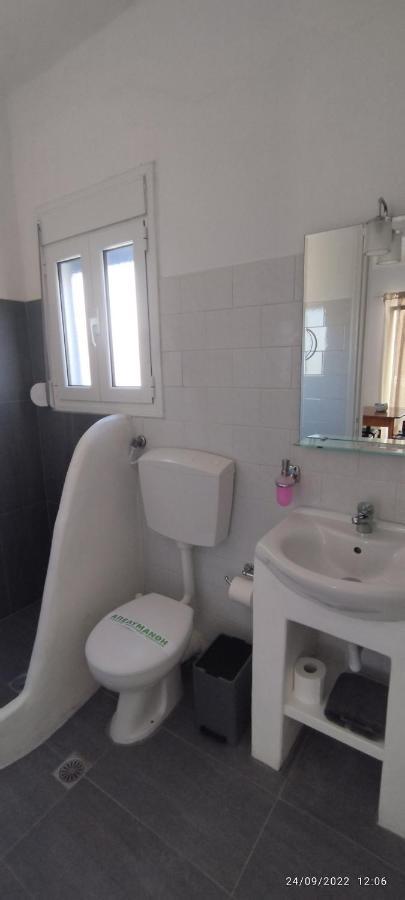 Tinos Apartments Zalonis Ájosz Joánisz Szoba fotó