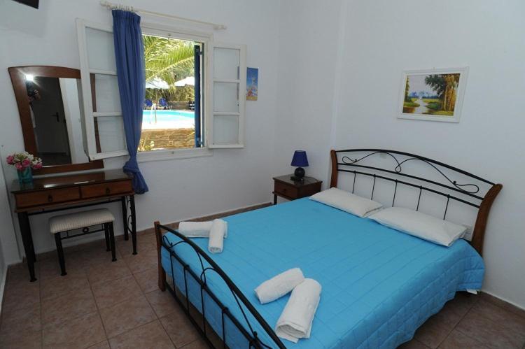 Tinos Apartments Zalonis Ájosz Joánisz Kültér fotó
